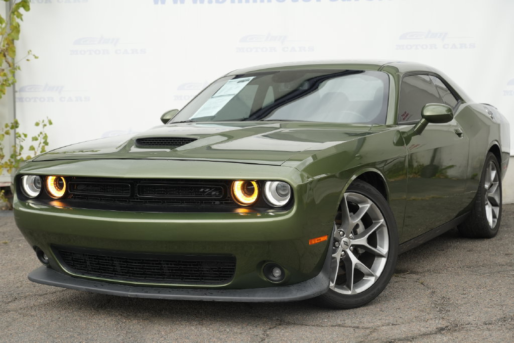Used 2023 Dodge Challenger GT RWD image 2