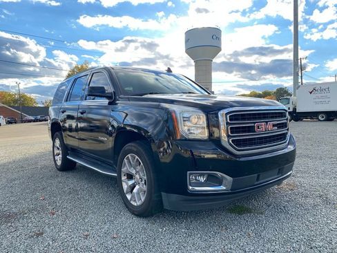 Used 2019 GMC Yukon SLT image 1