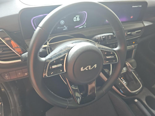Used 2026 Kia Seltos S AWD/4WD image 5