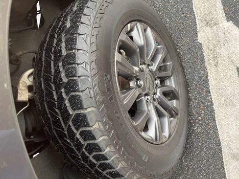 Used 2019 Ford Ranger XLT w/ Equipment Group 301A Mid image 3