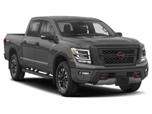 Used 2024 Nissan Titan PRO-4X w/ Pro-4x Convenience Package AWD/4WD image 6