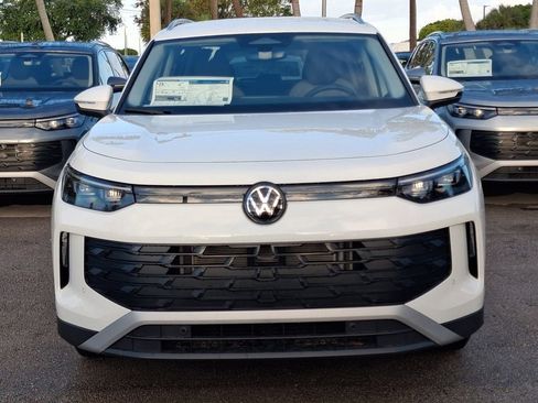 New 2026 Volkswagen Tiguan S image 2