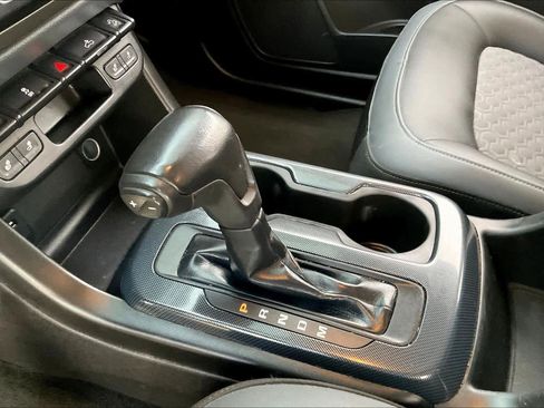 Used 2016 Chevrolet Colorado Z71 image 15