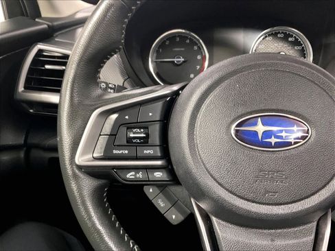 Used 2023 Subaru Forester Touring image 23