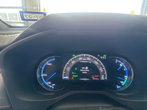 Certified 2022 Toyota RAV4 XSE w/ Weather Package AWD/4WD image 23