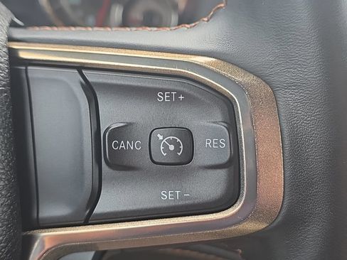 Used 2022 RAM 1500 Limited w/ Body Color Bumper Group AWD/4WD image 31