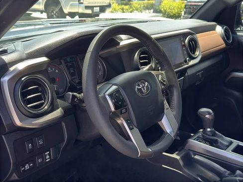 Used 2023 Toyota Tacoma Limited RWD image 12