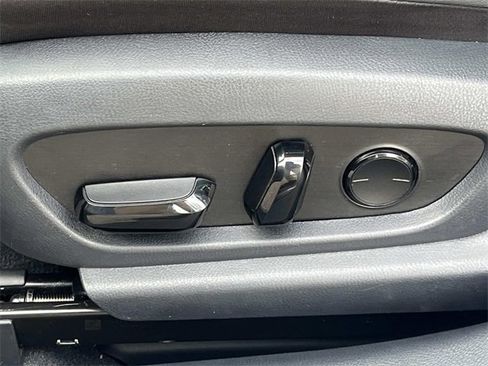 Used 2024 Lexus ES 350 w/ Premium Package image 30
