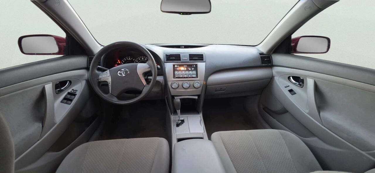 Used 2007 Toyota Camry LE FWD image 8