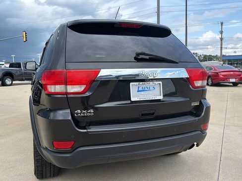 Used 2011 Jeep Grand Cherokee Laredo AWD/4WD image 15
