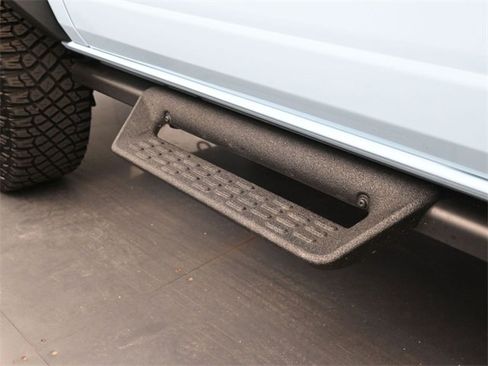 Used 2024 Ford Bronco Heritage Edition image 36