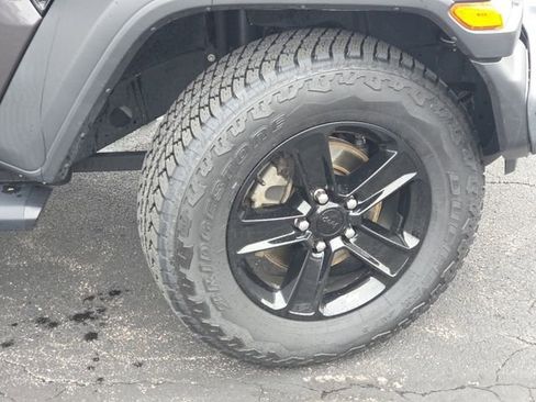 Used 2021 Jeep Wrangler Unlimited Sport AWD/4WD image 24
