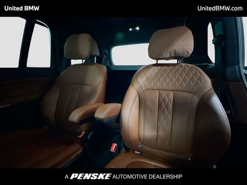 Used 2023 BMW X7 xDrive40i w/ Executive Package image 13