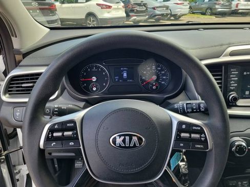 Used 2020 Kia Sorento L FWD image 25