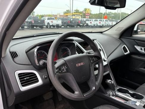 Used 2017 GMC Terrain SLE FWD image 20