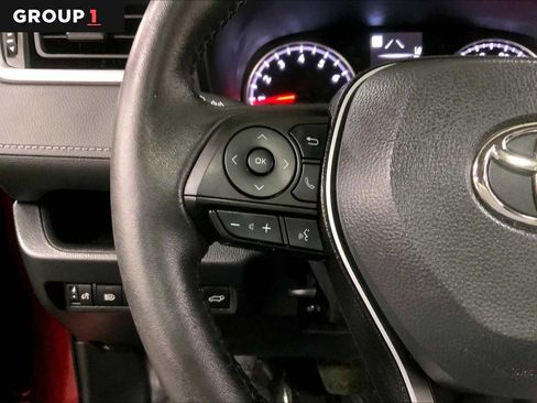 Used 2022 Toyota RAV4 XLE w/ Convenience Package image 24