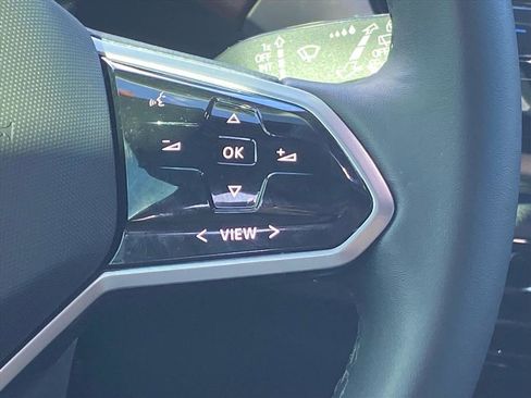 Certified 2024 Volkswagen ID.4 Standard image 7