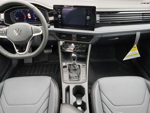 New 2026 Volkswagen Jetta SEL FWD image 9