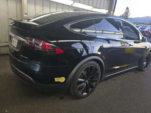 Used 2021 Tesla Model X Long Range image 5