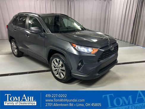 Used 2019 Toyota RAV4 XLE Premium w/ Cold Weather Package AWD/4WD image 1