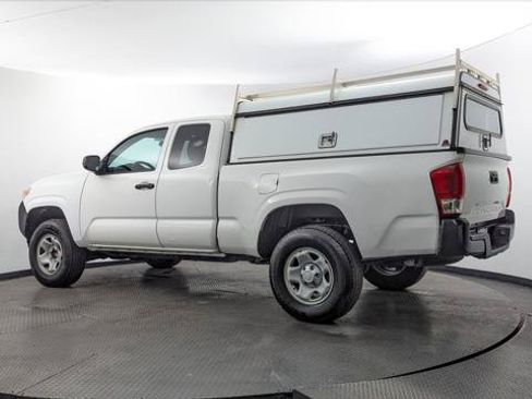 Used 2021 Toyota Tacoma SR RWD image 6