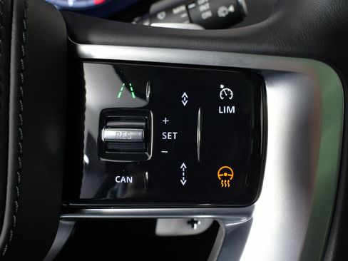 Used 2023 Land Rover Range Rover SE image 48