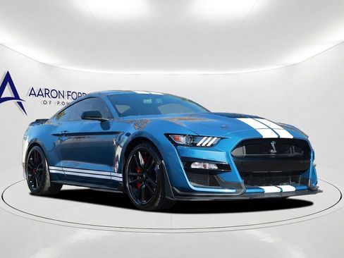 Used 2021 Ford Mustang Shelby GT500 w/ Technology Package RWD image 3