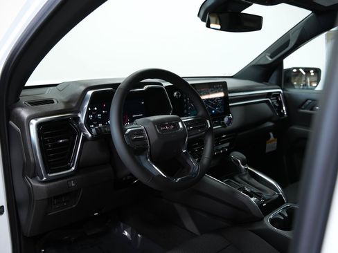 New 2026 GMC Canyon Elevation RWD image 31