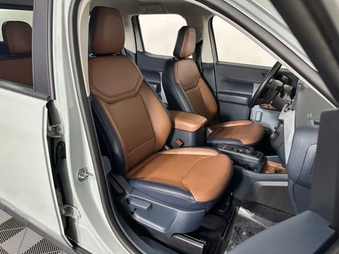 Used 2024 Ford Maverick Lariat image 33