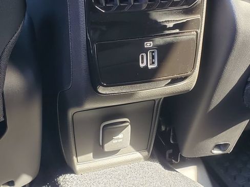 New 2026 Jeep Compass Trailhawk w/ Trailer Tow Group AWD/4WD image 25