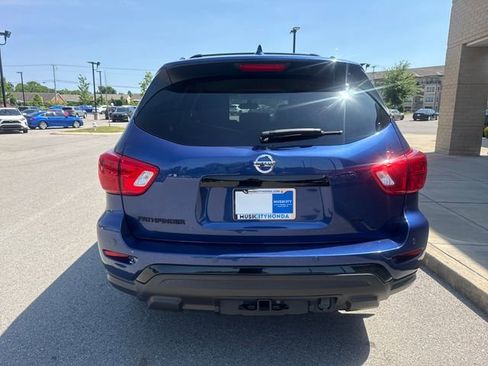 Used 2020 Nissan Pathfinder SV w/ Rock Creek Edition FWD image 3