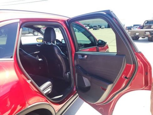 Used 2025 Ford Escape ST-Line AWD/4WD image 22