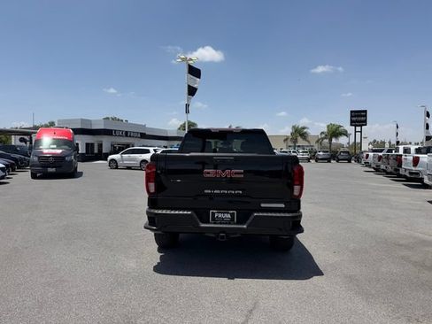 Used 2022 GMC Sierra 1500 Elevation AWD/4WD image 6