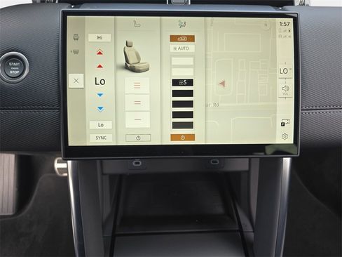 New 2026 Land Rover Discovery Sport Landmark image 24