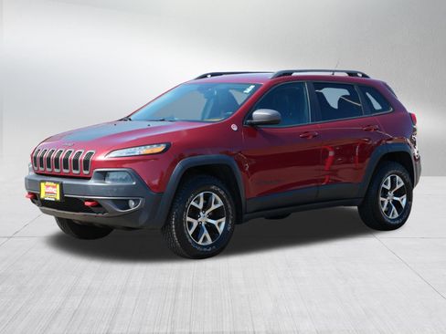 Used 2014 Jeep Cherokee Trailhawk w/ Leather Interior Group AWD/4WD image 3