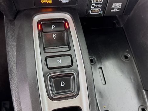 Used 2020 Honda Insight EX image 31