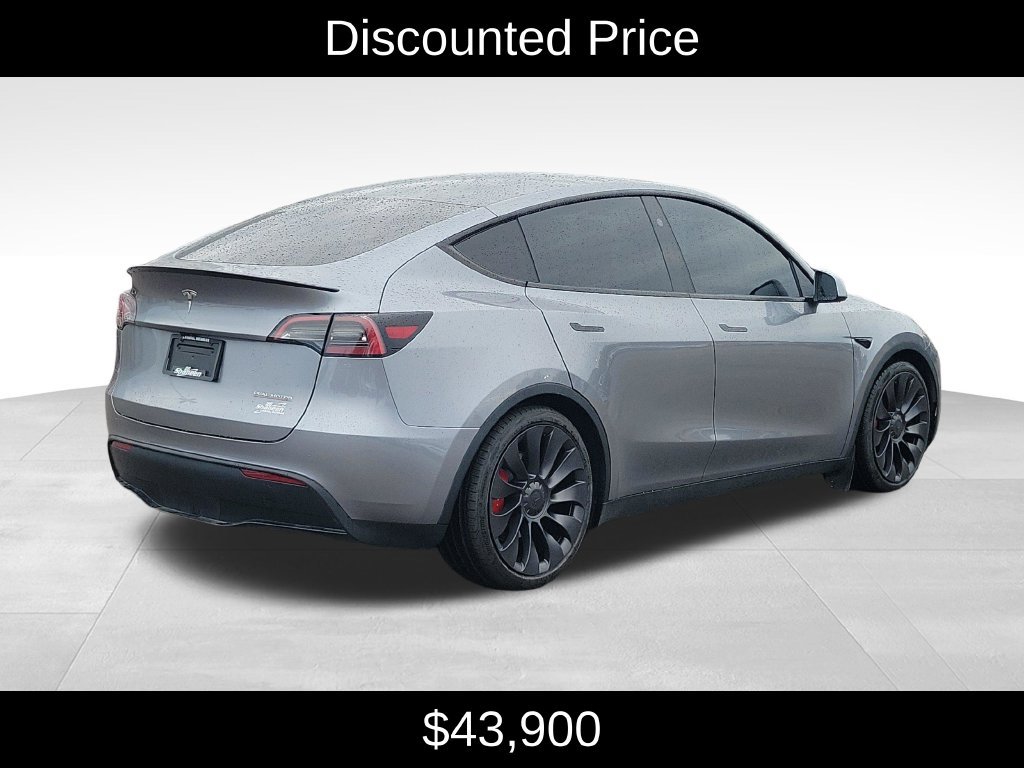 Used 2025 Tesla Model Y Performance AWD/4WD image 3