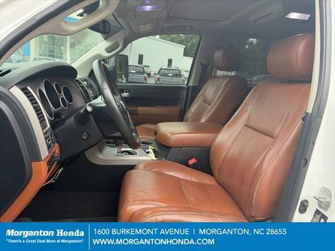 Used 2011 Toyota Tundra Limited AWD/4WD image 19