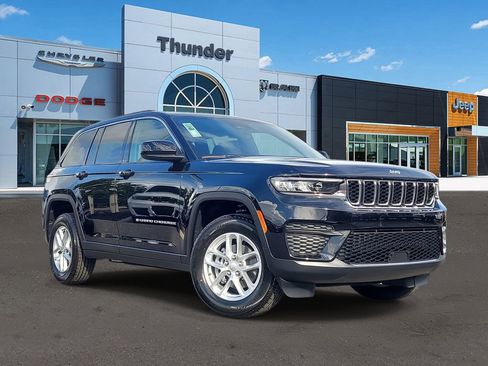 New 2025 Jeep Grand Cherokee Laredo X image 1