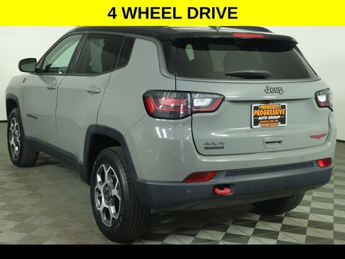 Used 2022 Jeep Compass Trailhawk w/ Trailhawk Elite Group AWD/4WD image 4