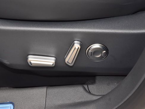 New 2026 Lincoln Nautilus Reserve w/ Jet Appearance Package image 45