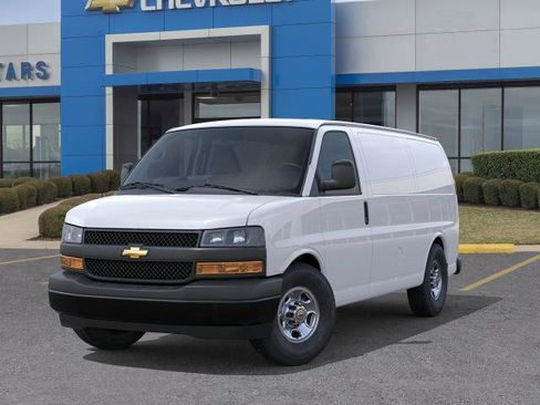 New 2026 Chevrolet Express 2500 w/ Driver Convenience Package RWD image 27