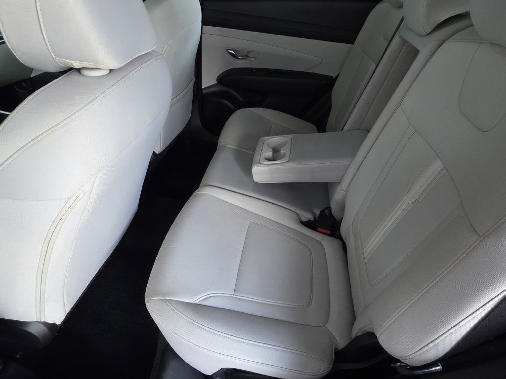 Used 2025 Hyundai Tucson SEL FWD image 7