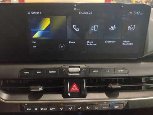 Used 2025 Kia K4 FWD image 25