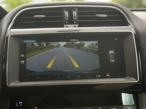 Used 2020 Jaguar F-PACE Premium AWD/4WD image 22