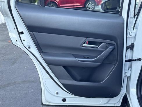 Certified 2025 MAZDA CX-50 2.5 Hybrid w/ Preferred Pkg image 13