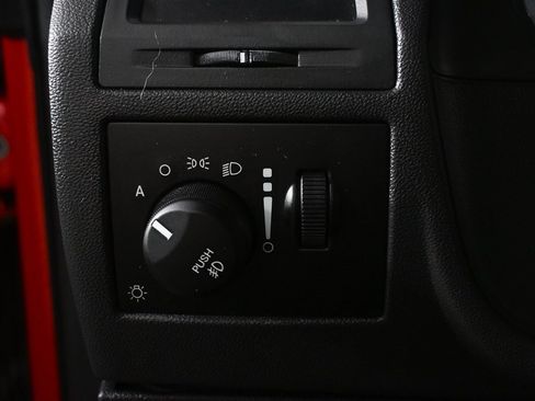 Used 2010 Dodge Challenger SRT8 image 9