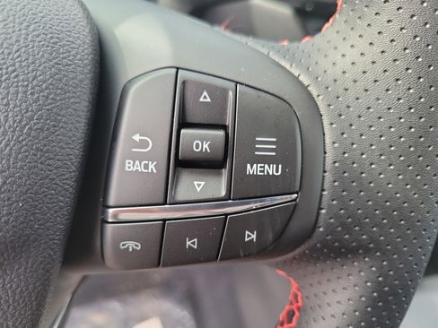 New 2026 Ford Escape ST-Line w/ Tech Pack #1 AWD/4WD image 18