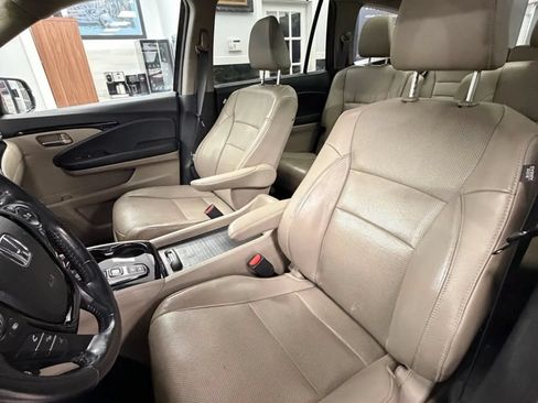 Used 2016 Honda Pilot Elite image 18