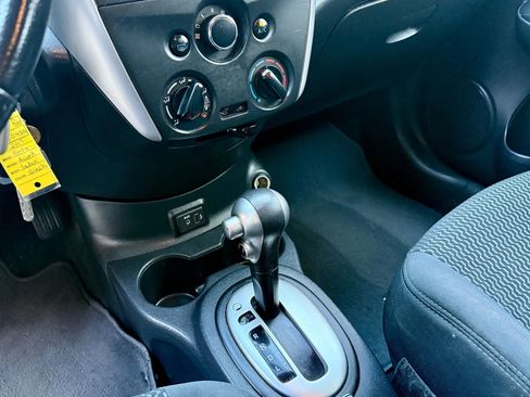 Used 2019 Nissan Versa Note SV image 17